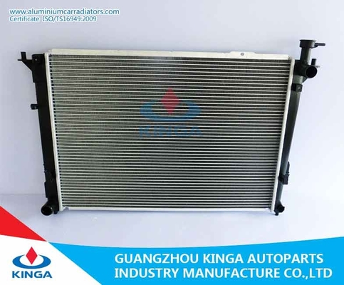 Porcellana Radiatore di alluminio dell'auto dei radiatori dell'automobile della TA di HYUNDAI SANTA FE '10-12 fornitore