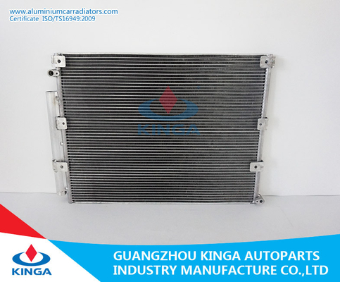Porcellana Condensatore di alluminio di CA dell'auto di corrosione superiore per LANDCRUISER 470/FZJ100 fornitore