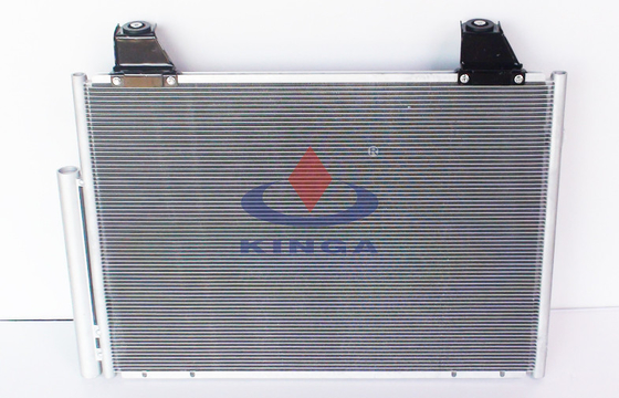 Porcellana condensatore di CA di Toyota di spessore di 16mm per l'OEM 2005 di HILUX 88460-0K080 fornitore