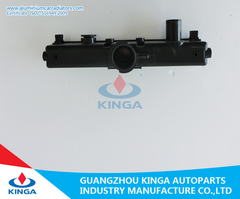 Porcellana Sostituzione di plastica del carro armato del radiatore materiale PA66 per l'automobile cinese fornitore