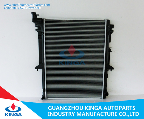 Porcellana La TA di alluminio del radiatore G200 “04/L200„ 07 di Mitsubishi del sistema di raffreddamento dell'automobile fornitore