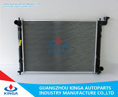 Porcellana OPA AZT240 '00-04 16400-28340 radiatori classici dell'automobile del radiatore della TA Toyota fornitore