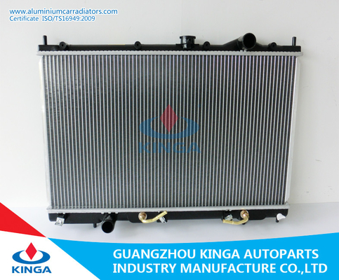 Porcellana Radiatore di Mitsubishi del radiatore dell'automobile del classico di Lancer 03 per il sistema di raffreddamento fornitore