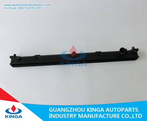 Porcellana MAZDA CX - 7' 07 - 10 alla riparazione di plastica del carro armato del radiatore raffreddata ad acqua fornitore