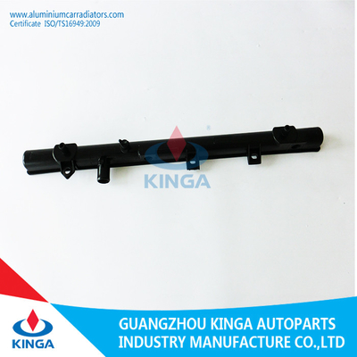 Porcellana Riparazione di plastica PREMACY '02 del radiatore del carro armato del carro armato del radiatore dell'automobile dell'OEM FP85-15-200A - PLM fornitore