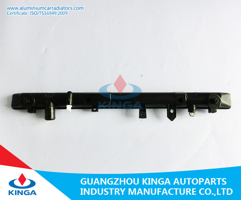 Porcellana Abitudine CAMRY 92-94 SV40 ALL'OEM di plastica 16400-7A140 del carro armato del radiatore fornitore