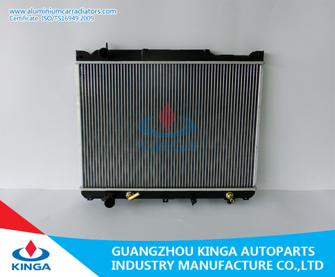 Porcellana Sistema di raffreddamento ESCUDO'00- GRANDE Suzuki di Raidator dell'automobile fornitore
