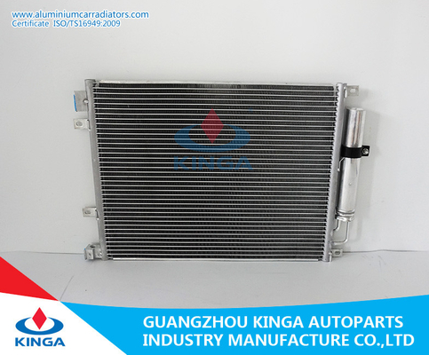 Porcellana condensatore automatico di CA dell'automobile 92100-1HS2A per il condensatore di alluminio di Nissan Sunny N17 (11-) fornitore