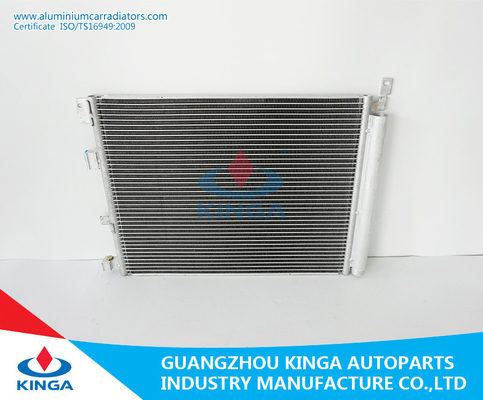 Porcellana Condensatore automatico di raffreddamento di Nissan di prestazione di altezza, condensatore automobilistico fornitore