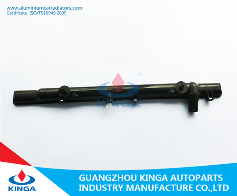 Porcellana Carro armato di plastica del radiatore a 28,97 pollici del motore 1.88* per l'OEM 19010-RCA-A52 di ACCORDO CM6 3.0L di HONDA 2003 fornitore