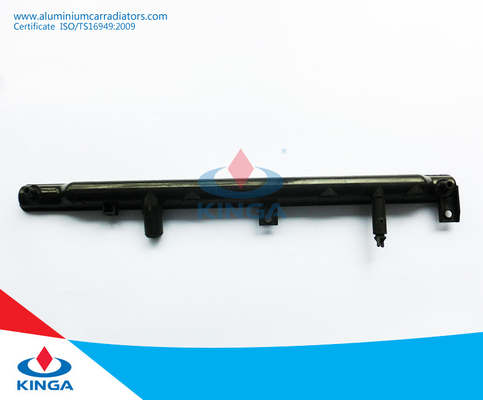 Porcellana CARRO ARMATO DI PLASTICA DELL'ACQUA INFERIORE DI ASSICURAZIONE DI QUALITÀ PER LA TA DI HONDA FIT GD1 DEL RADIATORE DELL'AUTOMOBILE fornitore