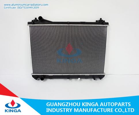Porcellana radiatori automatici 17700-67J00/la TA radiatore ESCUDO/GRAND VITARA'05 di Suzuki fornitore