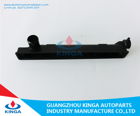 Porcellana carro armato di plastica del radiatore dell'OEM 45199-AC250 di 47*416MM per SUBARU LEGACY/LIBERTY BF5 A fornitore