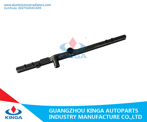 Porcellana OEM 16400 del carro armato del radiatore di 32.5×659mm TOYOTA - materiale superiore del carro armato PA66 del radiatore fornitore