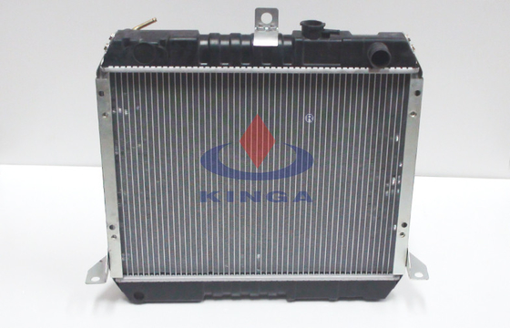 Porcellana 1988, radiatore del hiace di toyota 1989 2Y/3Y/4Y, radiatori di alluminio dell'automobile fornitore