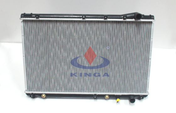 Porcellana Riparazione del radiatore dell'automobile per Toyota Camry 92 96 VCV10 4V2 3,0 ALL'OEM 16400-62150/62160 fornitore