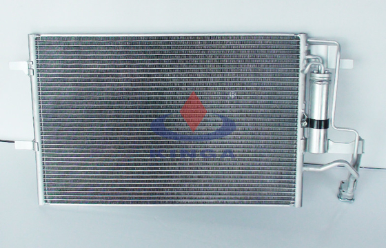 Porcellana OEM automatico su misura BPYK-61-480ZA di flusso parallelo del condensatore di CA 2003 di MAZDA 3 fornitore