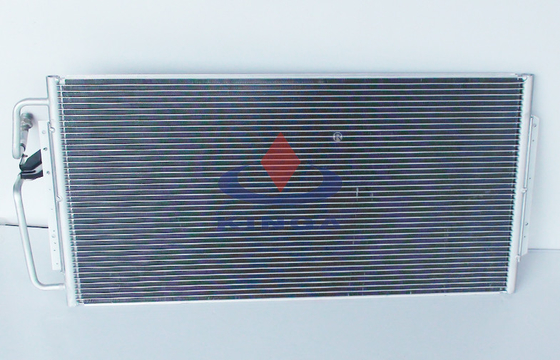 Porcellana Condensatore universale di CA dell'auto per l'OEM 52478943 di GMC BUICK REGAL fornitore