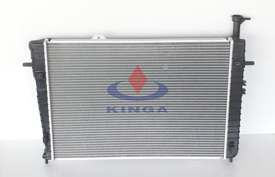 Porcellana 2004 radiatore di Hyundai tucson, radiatori dei ricambi auto 16/22/26 millimetri fornitore