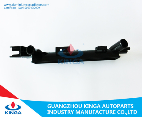 Sostituzione di plastica del carro armato del radiatore di destra PA66 per Toyota Rav4 '03 ACA21 A fornitore