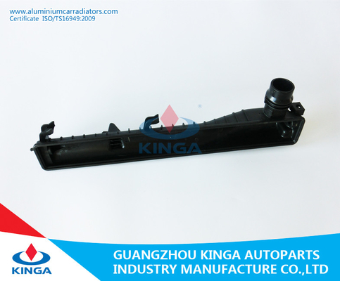 Carro armato di plastica 520/530/728/735I 98 - 00 la TA 60*457.5mm del radiatore dell'automobile di BMW fornitore