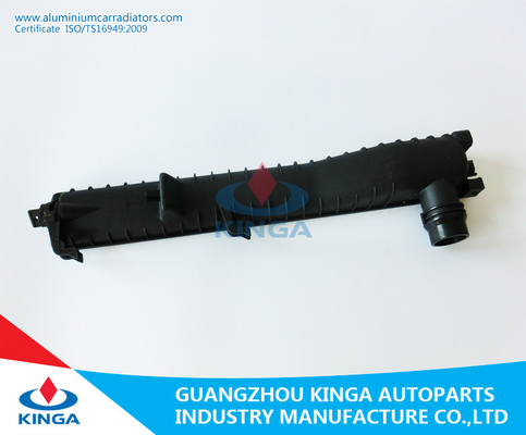 Carro armato di plastica 520/530/728/735I 98 - 00 la TA 60*457.5mm del radiatore dell'automobile di BMW fornitore