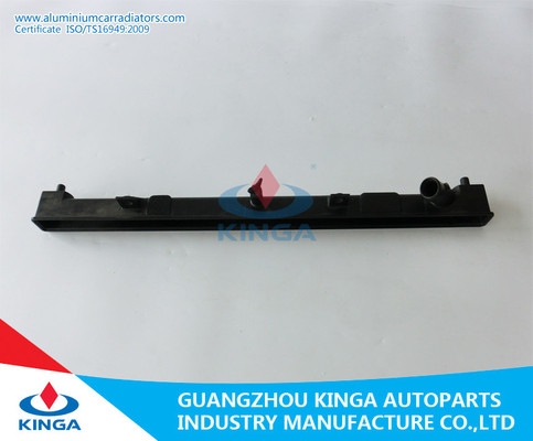 Mazda automatico 6 fondo di plastica 47*758mm del carro armato del radiatore 2010 2.5MT fornitore