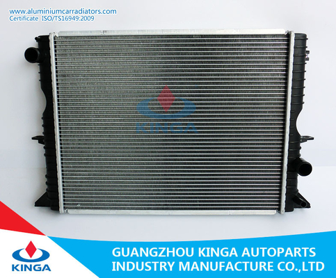 Radiatori di alluminio dell'automobile per OEM PCC001020 di 98-MT del TD della PROTEZIONE 2,5 di LAND ROVER ' fornitore