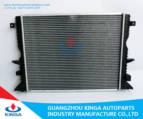 Radiatori di alluminio dell'automobile per OEM PCC001020 di 98-MT del TD della PROTEZIONE 2,5 di LAND ROVER ' fornitore