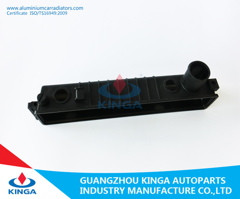 530/535/730/735i sinistro 85-94 ALL'OEM di plastica 1712365/1723365 del carro armato del lato del radiatore di riparazione fornitore