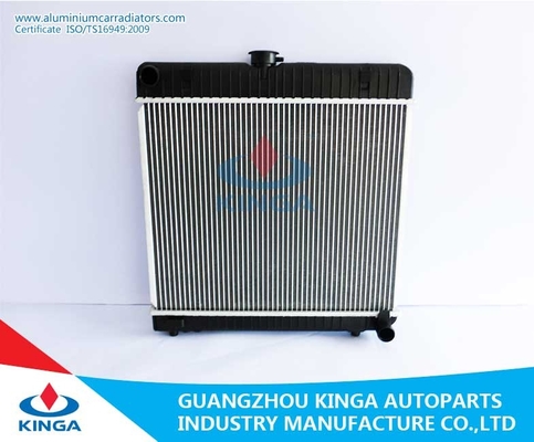 Fondo di plastica W123 del carro armato del radiatore del benz/TA 280c'/di 200d 76-85 fornitore