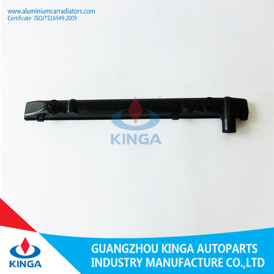 OEM di plastica B5C7-15-200A del carro armato del radiatore dell'automobile dello sbocco del carro armato del radiatore della TA di MAZDA B2200 fornitore