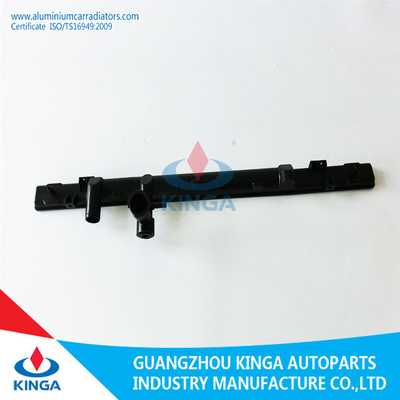 MAZDA 6' 02-03 ALL'OEM di plastica l328-15-200 del carro armato della cima del radiatore del carro armato del radiatore fornitore