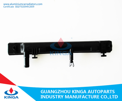 PA66 di MAZDA 2' 08 dell'OEM ZJ3815200 del radiatore del carro armato serbatoio di acqua di plastica del radiatore di riparazione fornitore