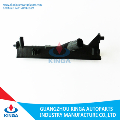 MAZDA su ordinazione 2005 giusto recupero LFB7-15-200A del liquido refrigerante del carro armato del radiatore di 2006 straripamenti fornitore