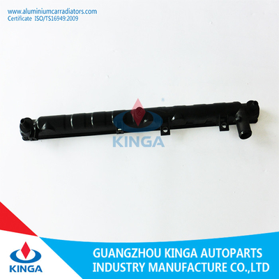 Carri armati del radiatore Mazda Miata/MX-5 1999 2004 PA66 imbottigliano BP4W-15-200A fornitore