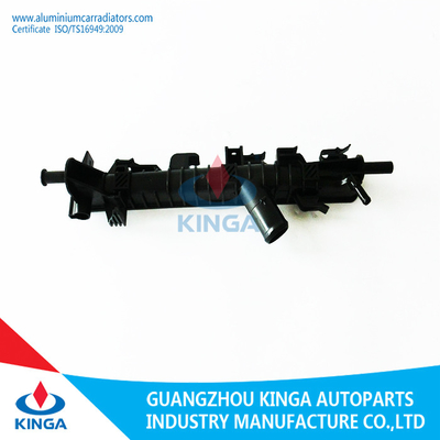 MAZDA 3' 06 - carri armati di plastica sinistri automatici per la disposizione, OEM Z602-15-200C del radiatore della TA fornitore