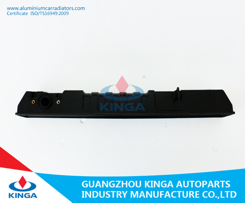 Carro armato di plastica Toyota Hiace 1988 del radiatore stabile 1989 carro armato del liquido refrigerante del radiatore di 2Y 3Y 4Y fornitore