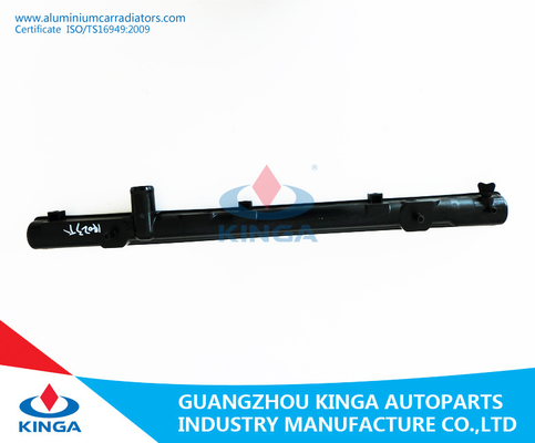 Carro armato di plastica LANCER 01 del radiatore inferiore dell'automobile - DIESEL A fornitore