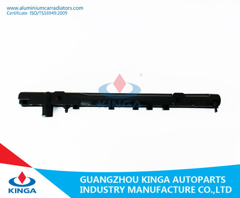 Materiale di PA 66 di riparazione del carro armato del radiatore dell'automobile del radiatore di Mitsubishi Lancer di plastica '92-94 del carro armato fornitore