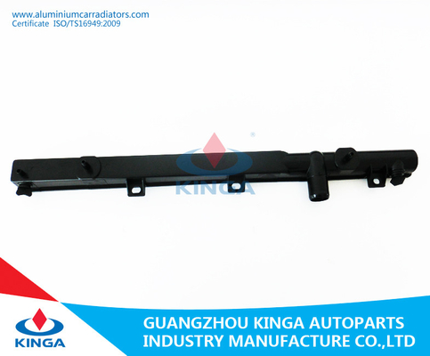 L'OEM MR497744 Mitsubishi innaffia il carro armato di plastica del radiatore della riparazione per LANCER 2001-2005 fornitore