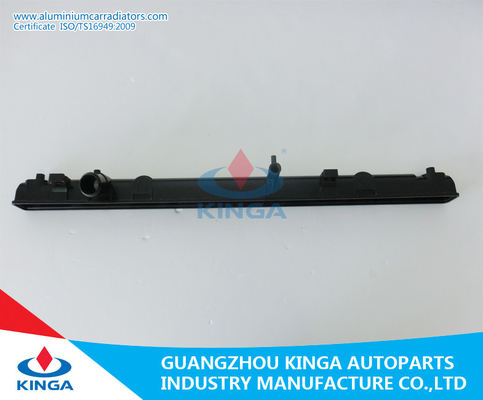 Carro armato inferiore di plastica del radiatore dell'automobile per la TA ACV30 di Toyota Camry 2003-2006 fornitore