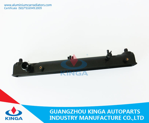 Carro armato di plastica del radiatore di SUZUKI per VITARA'97-TA11 A, carri armati del radiatore della sostituzione fornitore