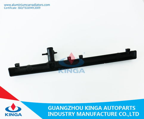 Carro armato della cima del radiatore della sostituzione per il vagone G15'96-02 dell'OEM 11700-63G11/63G12 Suzuki Caltus a fornitore