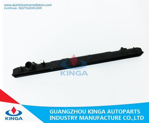 materia plastica del carro armato del radiatore del rapair per la TA di SWIFT 05 fornitore