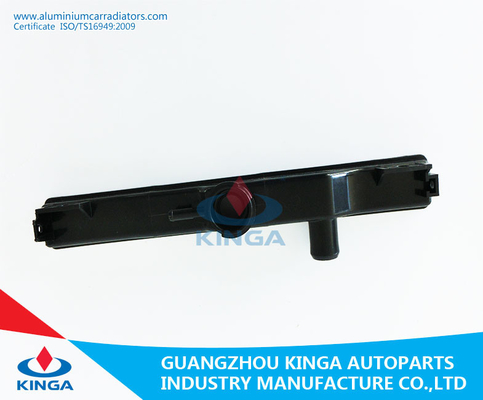 Carro armato di plastica del radiatore di modello di plastica dei ricambi auto per la TA di /GRAND/VITARA 05 dell'ESCUDO di Suzuki fornitore