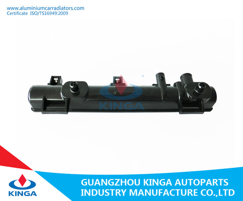 Carro armato di plastica del radiatore PA66 per i pezzi di ricambio durevoli dell'automobile di SUZUKI ALTO'02- 1.1i fornitore