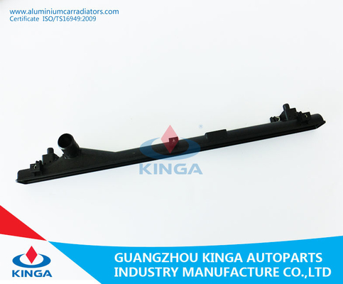FONDO di plastica del carro armato 17700-60A00/60A11/60A12 del radiatore della TA di VITARA'88-97 TA01 G16A fornitore