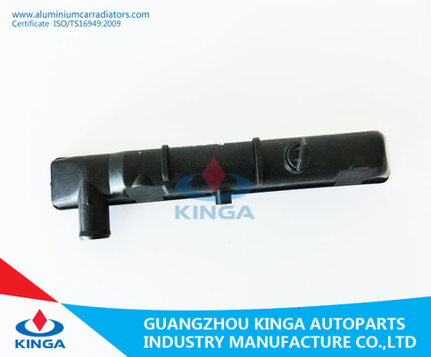 VITARA'97- TA11 al carro armato di plastica del FONDO del carro armato 17700-77E10/77E30 del radiatore fornitore