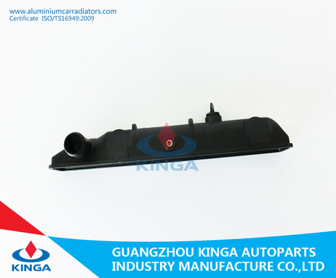 VITARA'97- TA11 al carro armato di plastica del FONDO del carro armato 17700-77E10/77E30 del radiatore fornitore